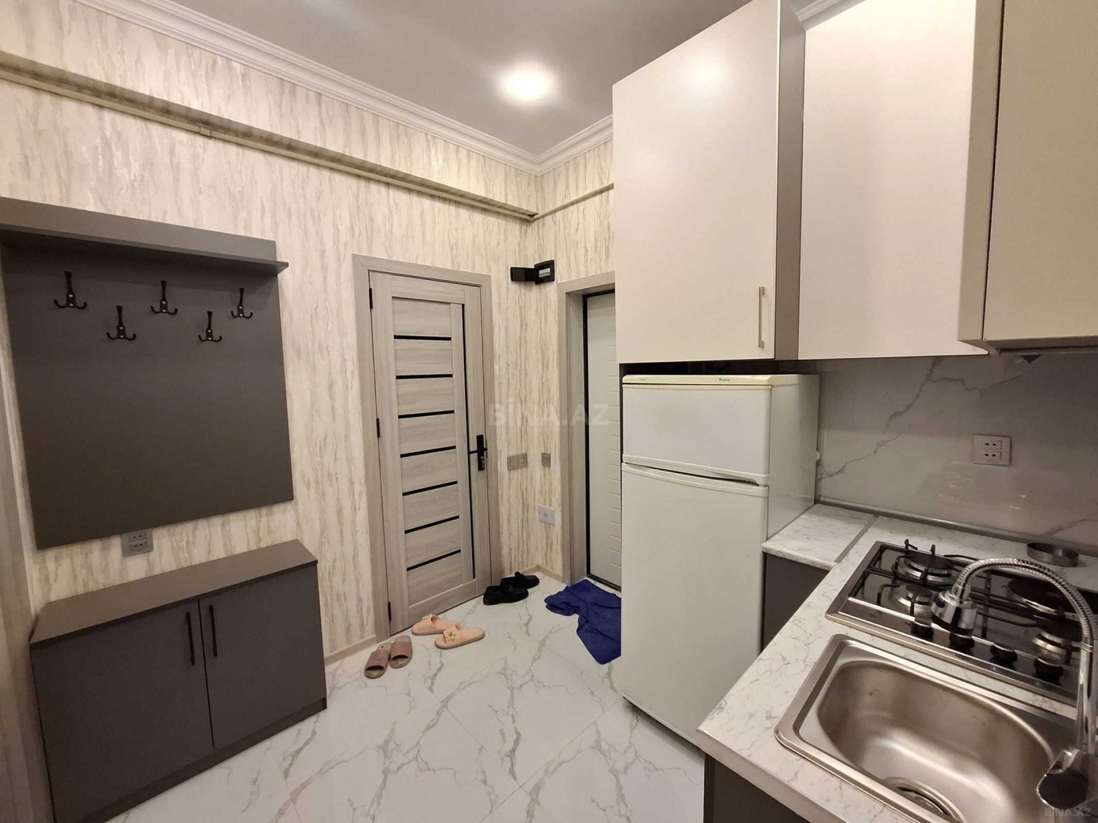 Satılır 2 otaqlı mənzil 57 m²