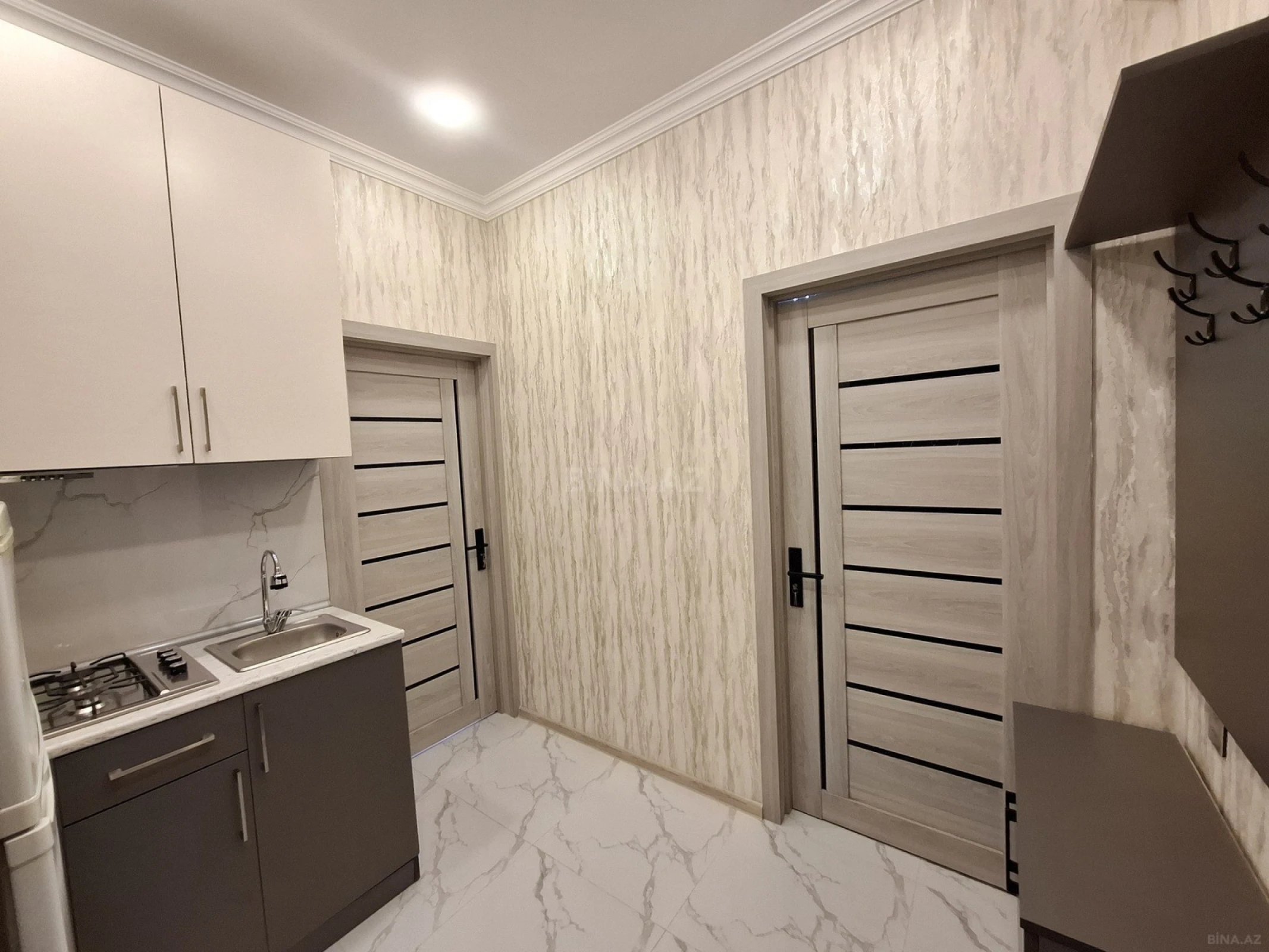 Satılır 2 otaqlı mənzil 57 m²