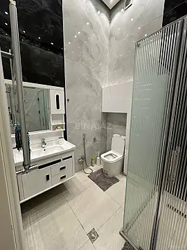 Kirayə verilir 2 otaqlı mənzil 70 m²