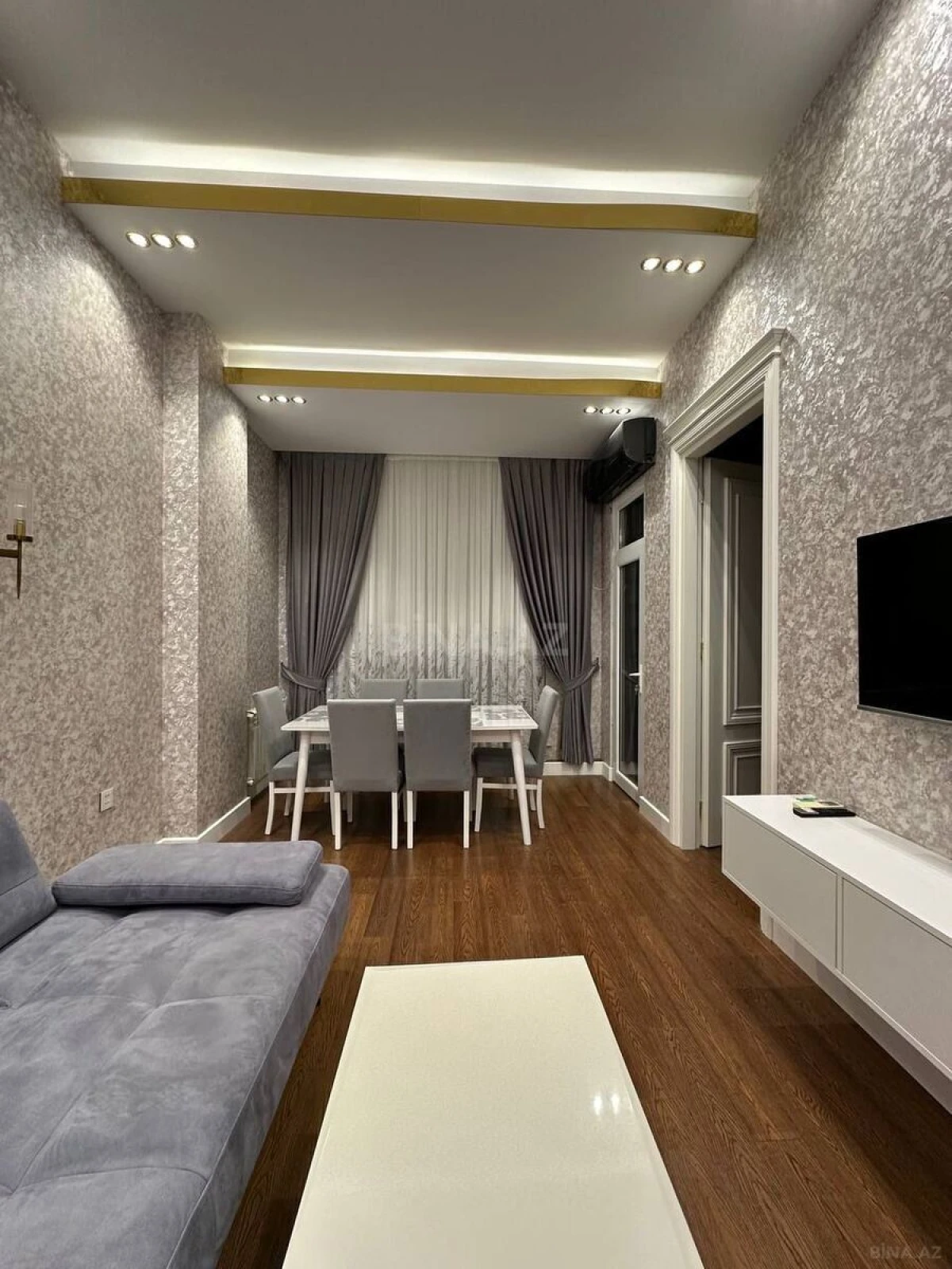 Kirayə verilir 2 otaqlı mənzil 70 m²