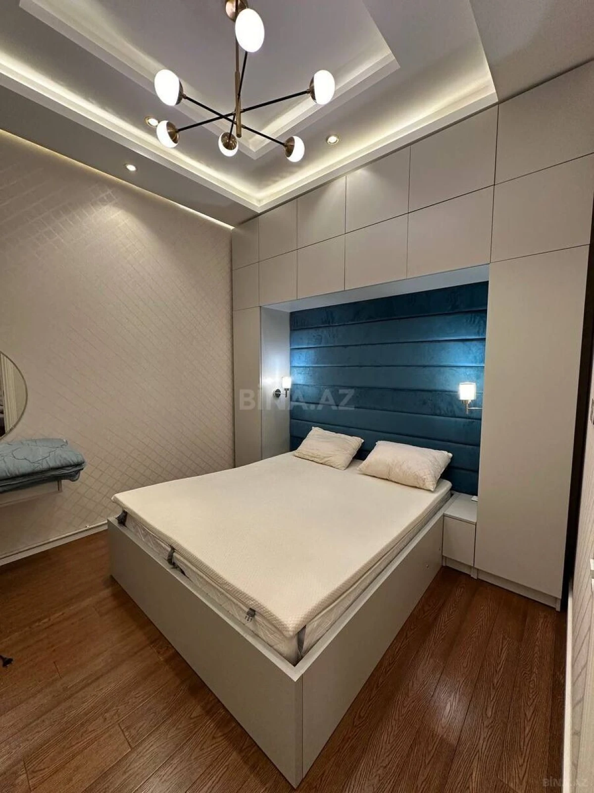 Kirayə verilir 2 otaqlı mənzil 70 m²