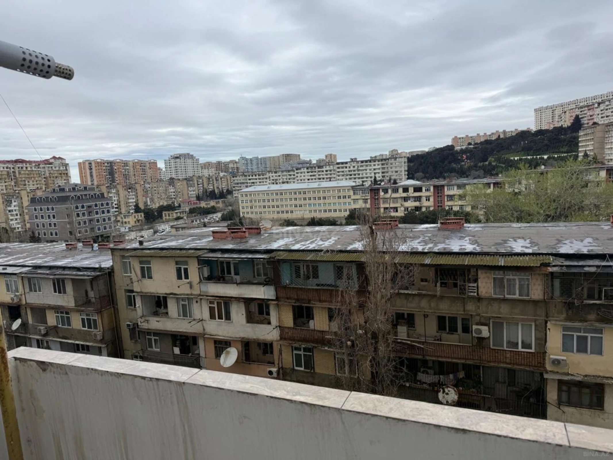 Satılır 3 otaqlı mənzil 73 m²
