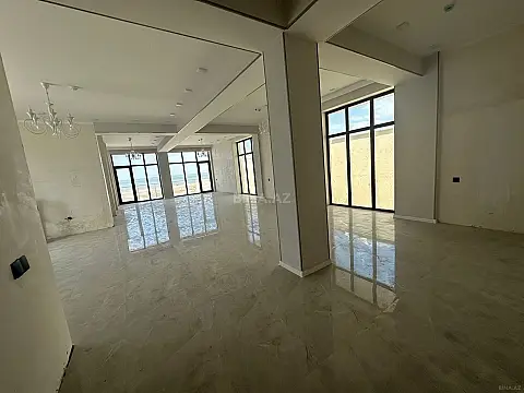 Satılır obyekt 540 m²