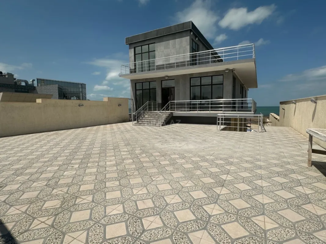 Satılır obyekt 540 m²