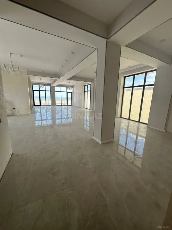 Satılır obyekt 540 m²