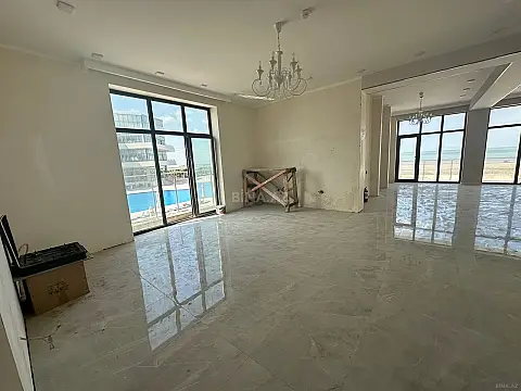 Satılır obyekt 540 m²
