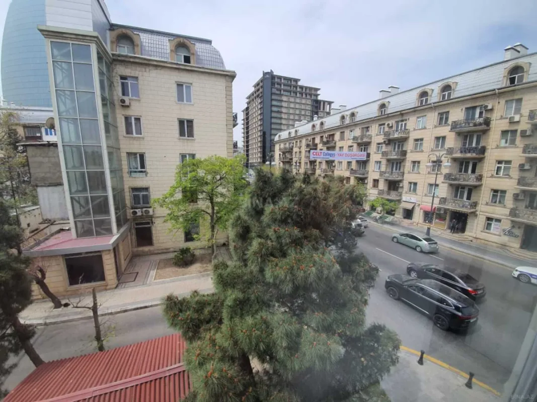 Kirayə verilir 2 otaqlı mənzil 60 m²