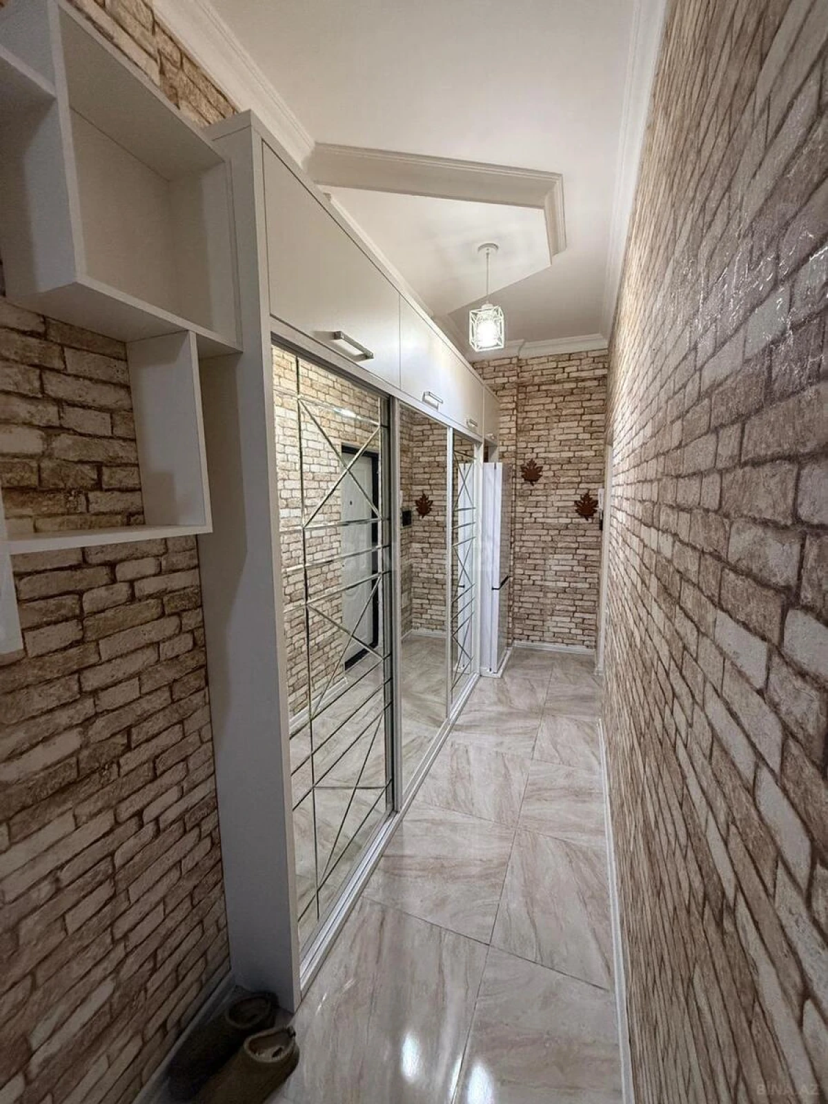 Kirayə verilir 2 otaqlı mənzil 60 m²