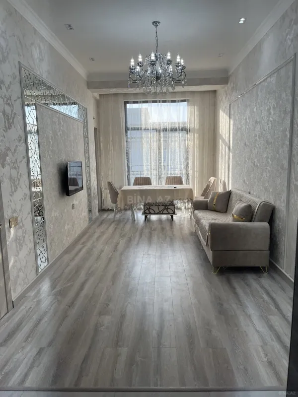 Kirayə verilir 2 otaqlı mənzil 60 m²