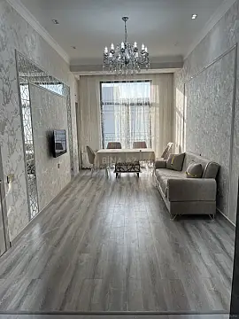 Kirayə verilir 2 otaqlı mənzil 60 m²