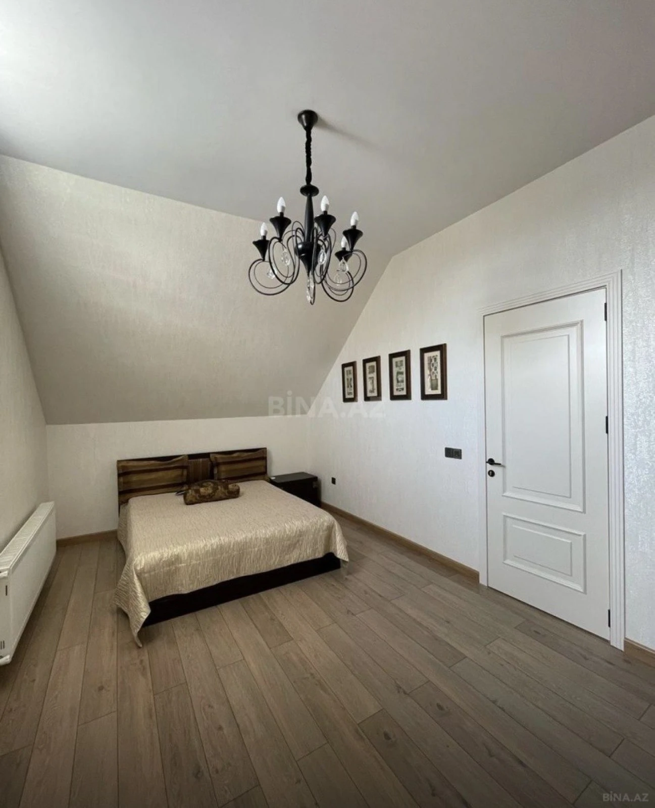 Satılır 5 otaqlı həyət evi 250 m²