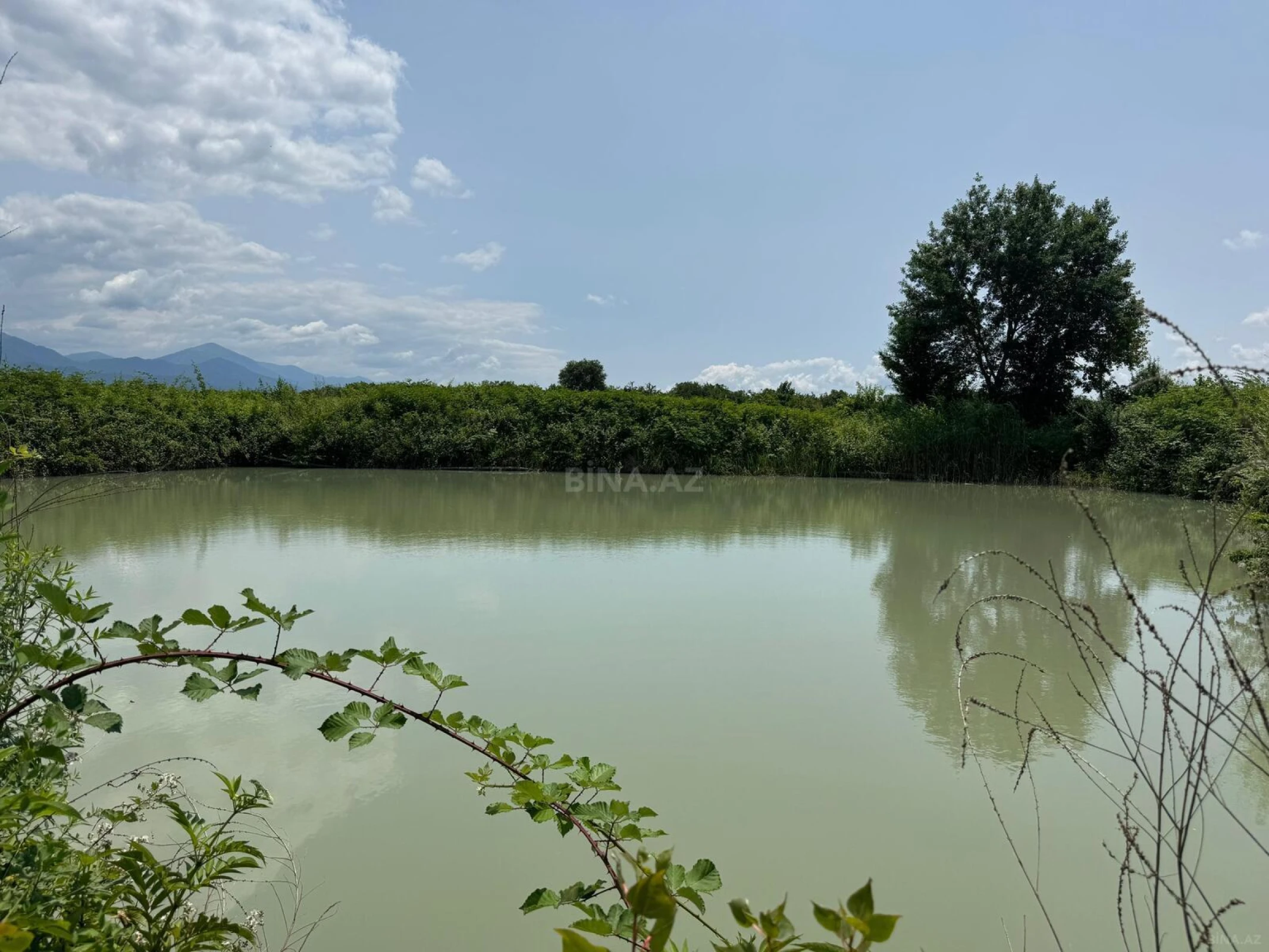 Satılır torpaq sahəsi 1300 m²