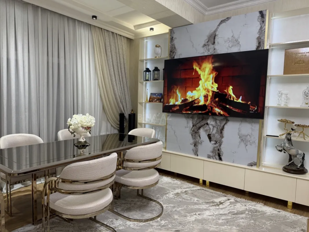 Satılır 2 otaqlı mənzil 90 m²