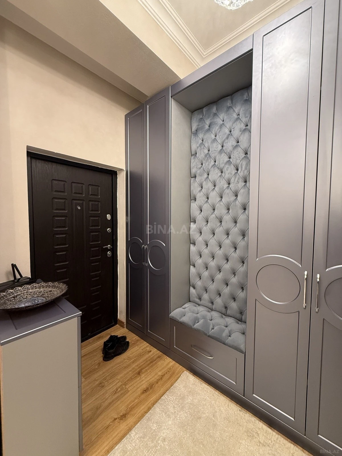 Satılır 2 otaqlı mənzil 90 m²