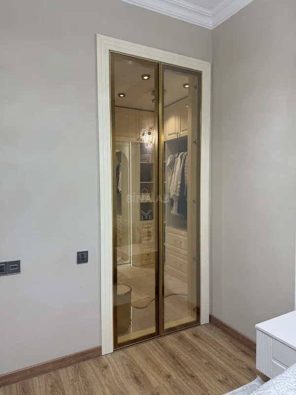 Satılır 2 otaqlı mənzil 90 m²