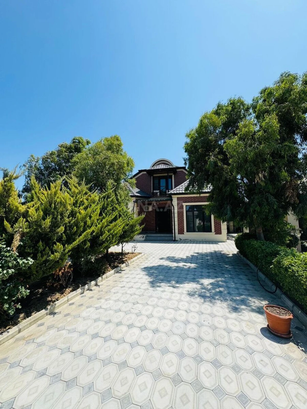 Satılır 3 otaqlı həyət evi 160 m²