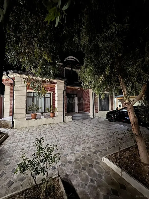 Satılır 3 otaqlı həyət evi 160 m²