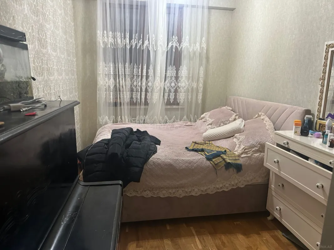 Satılır 3 otaqlı mənzil 72 m²