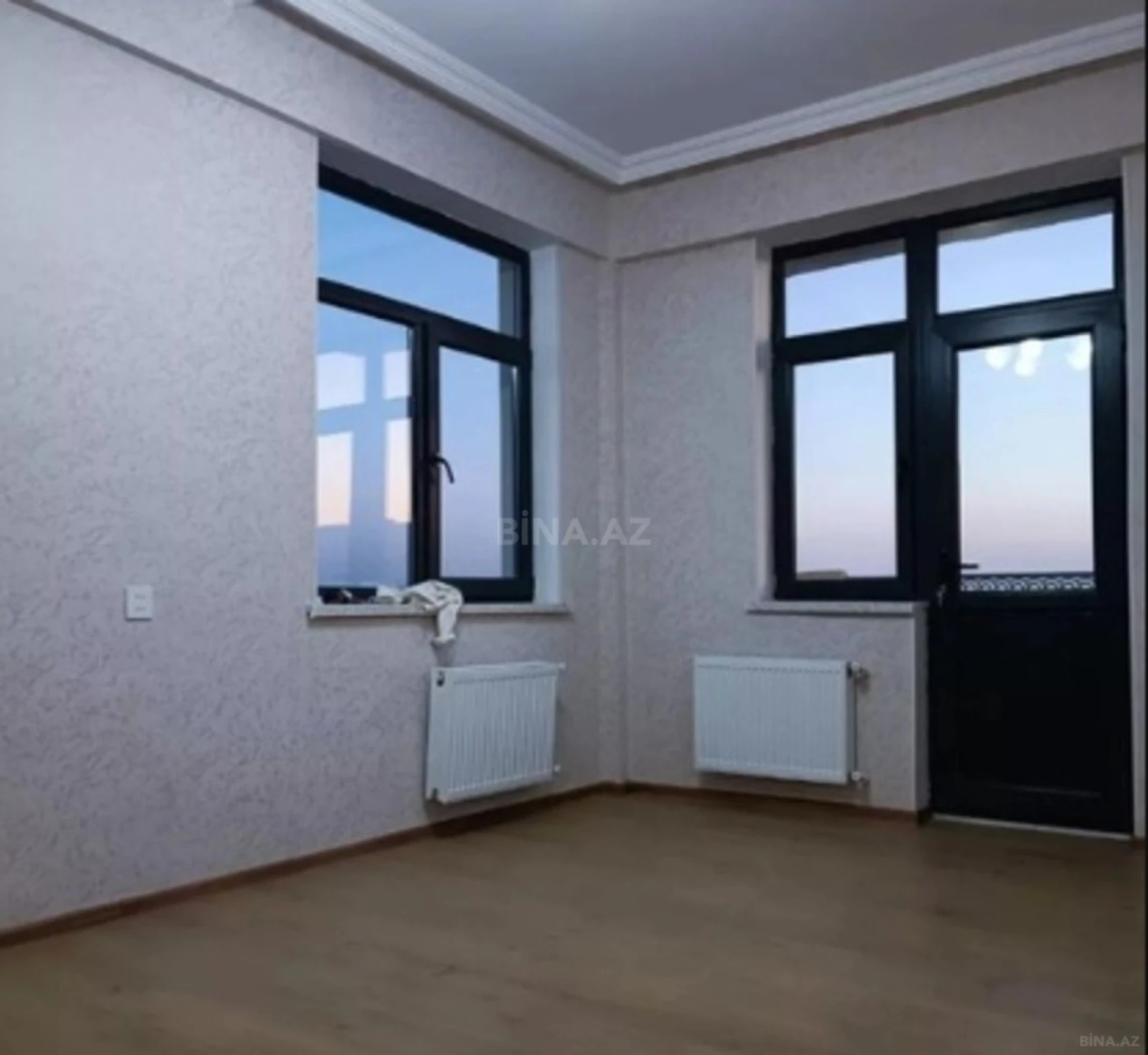 Satılır 4 otaqlı mənzil 89 m²