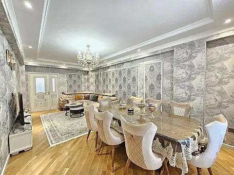Satılır 3 otaqlı mənzil 127 m²