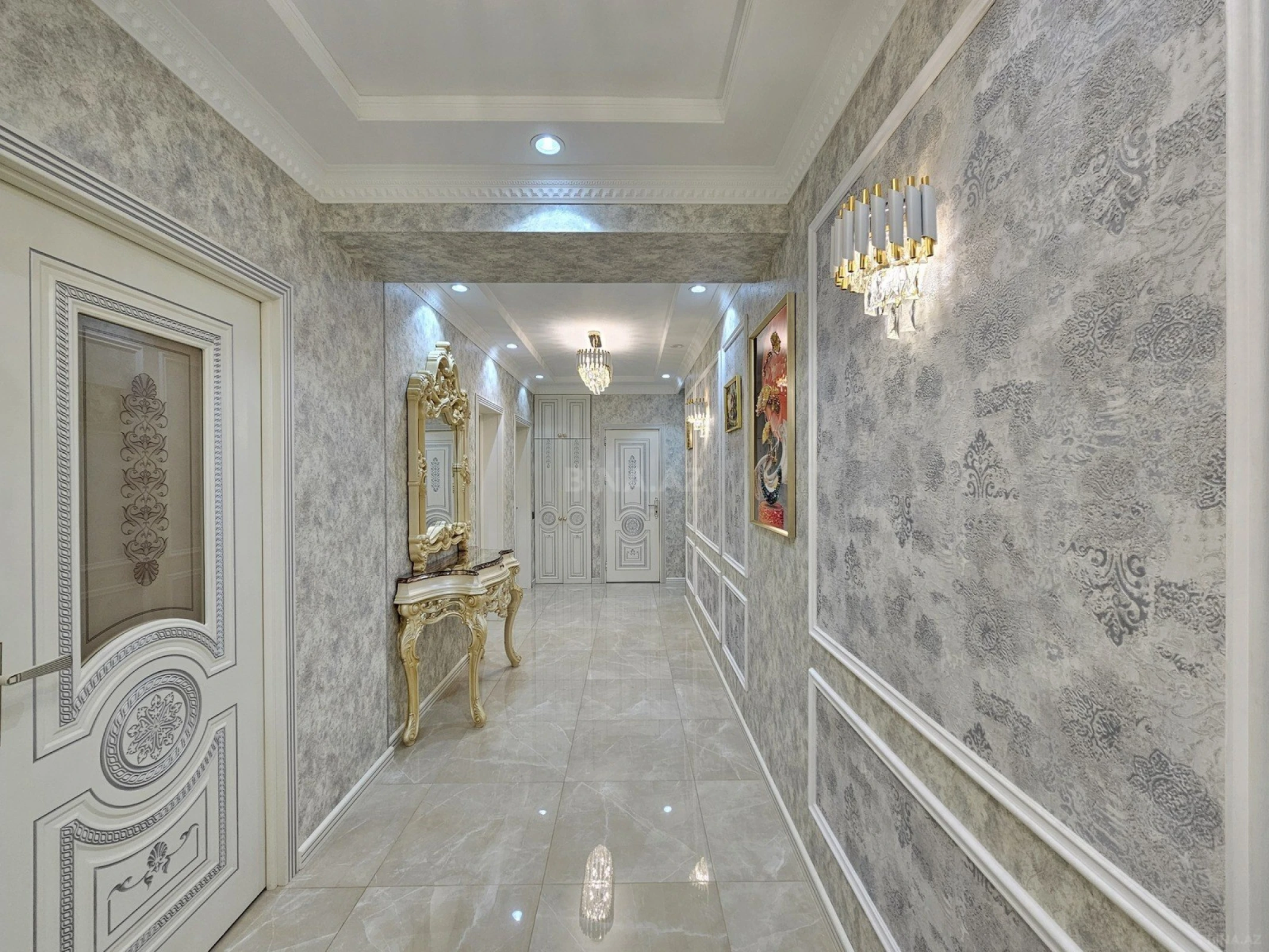 Satılır 3 otaqlı mənzil 127 m²