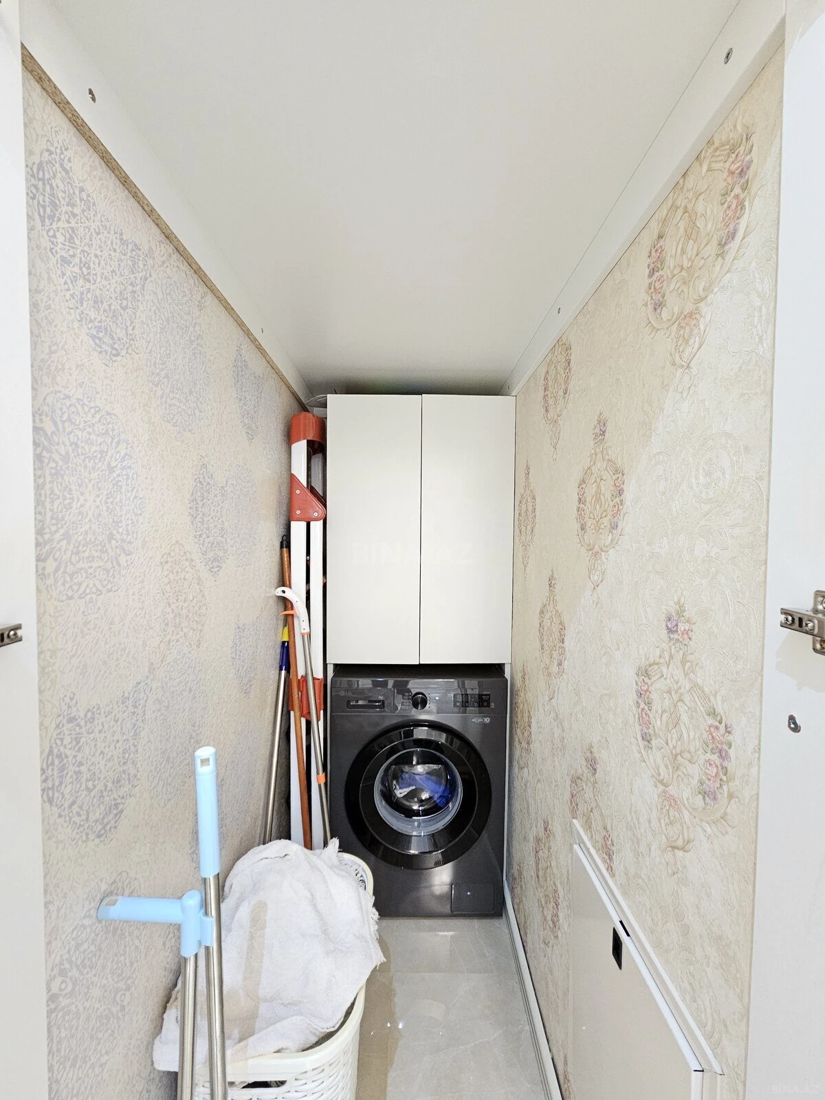 Satılır 3 otaqlı mənzil 127 m²