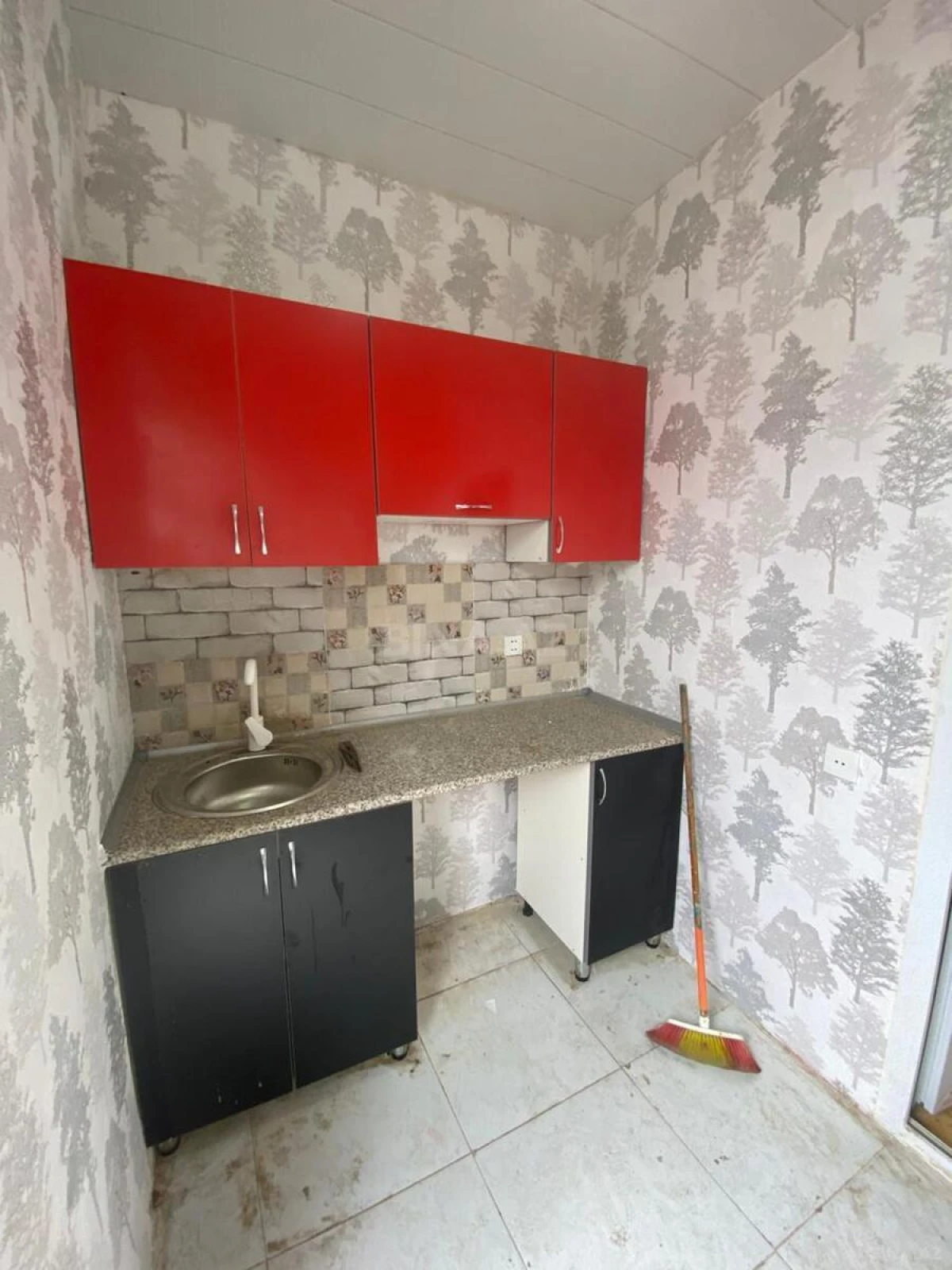 Satılır 1 otaqlı həyət evi 28 m²