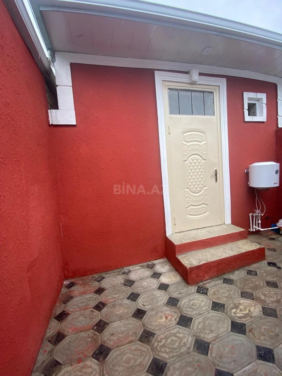 Satılır 1 otaqlı həyət evi 28 m²