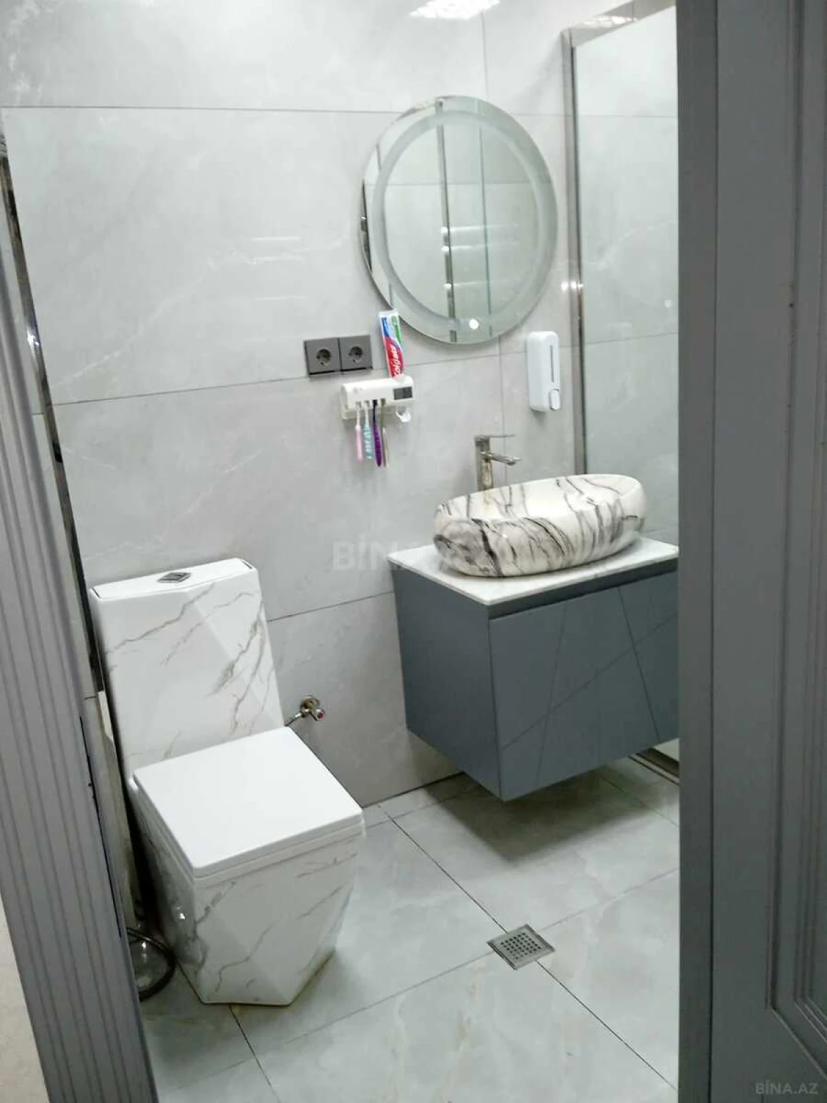 Satılır 3 otaqlı mənzil 90 m²