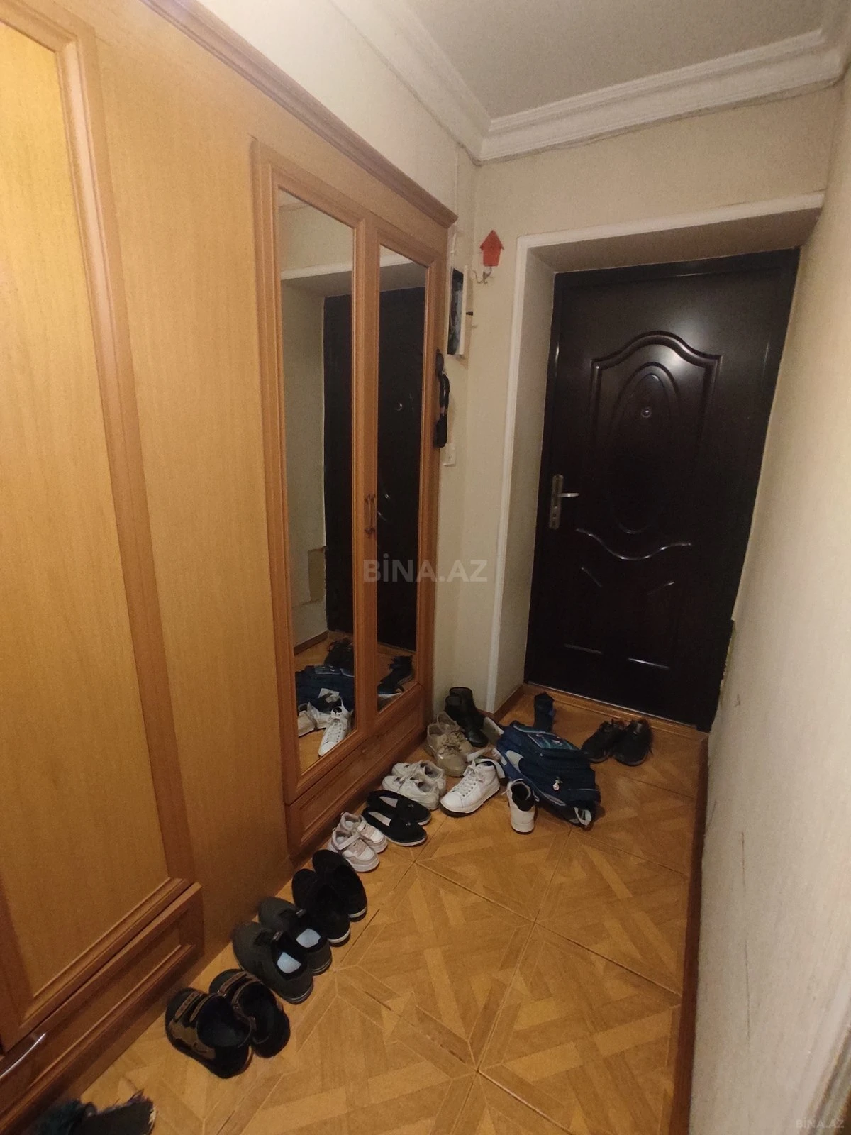 Satılır 2 otaqlı mənzil 60 m²