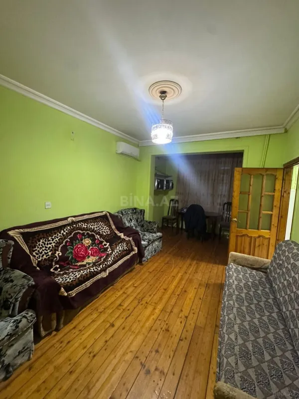 Kirayə verilir 2 otaqlı mənzil 64 m²