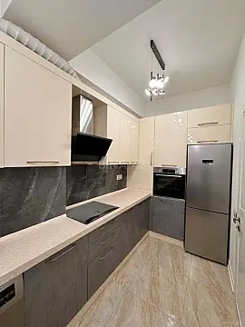 Satılır 3 otaqlı mənzil 95 m²