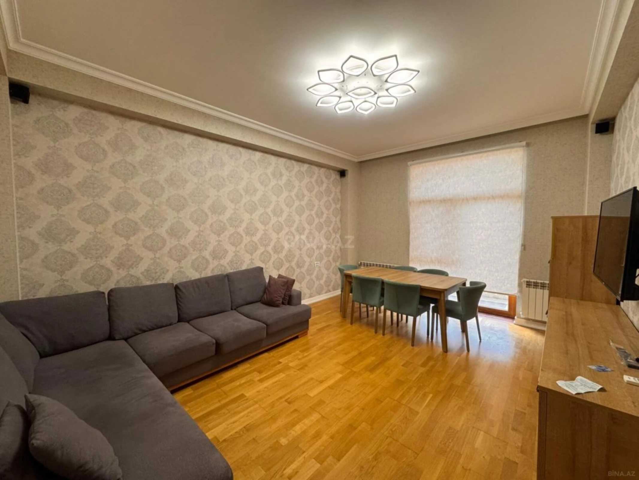 Satılır 3 otaqlı mənzil 95 m²