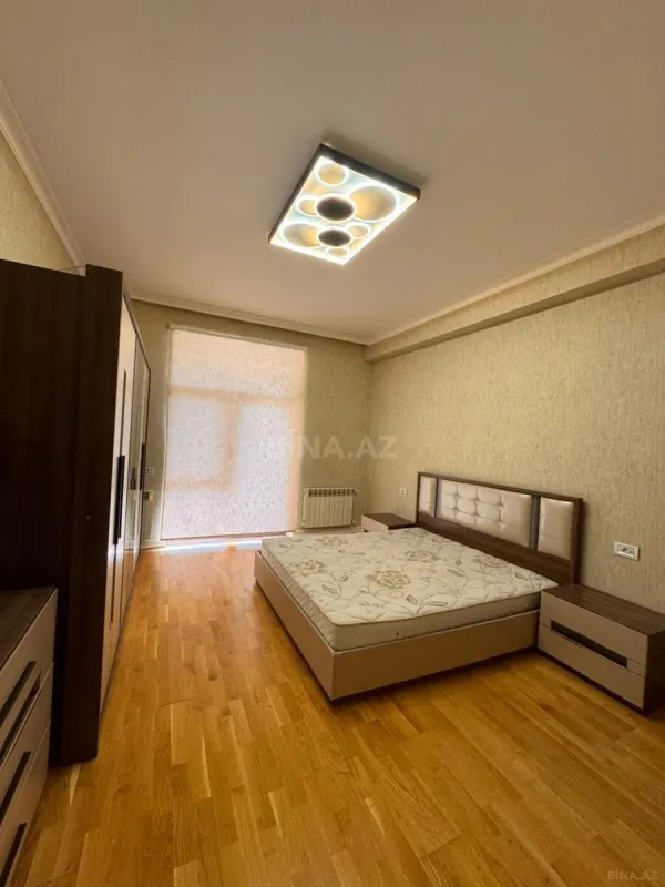 Satılır 3 otaqlı mənzil 95 m²