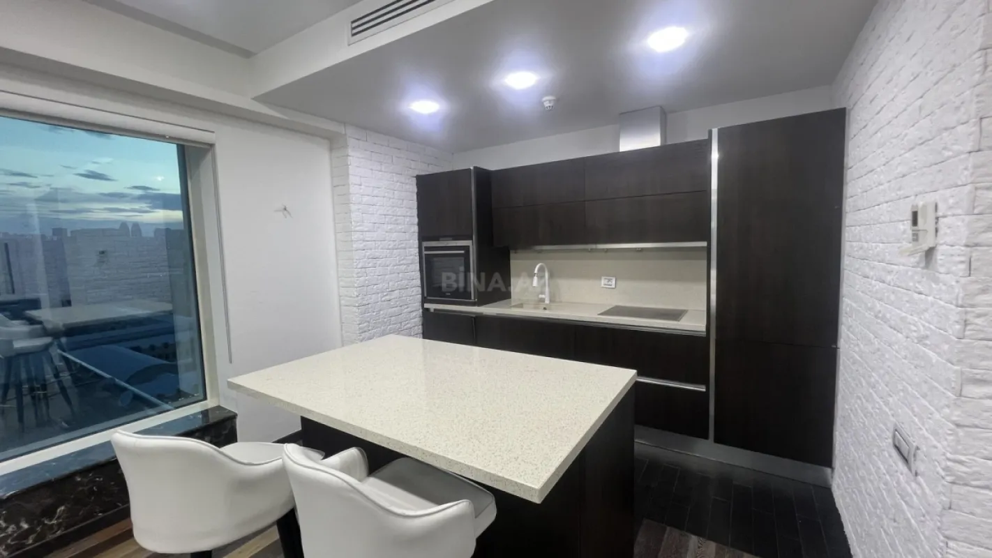 Kirayə verilir 2 otaqlı mənzil 100 m²
