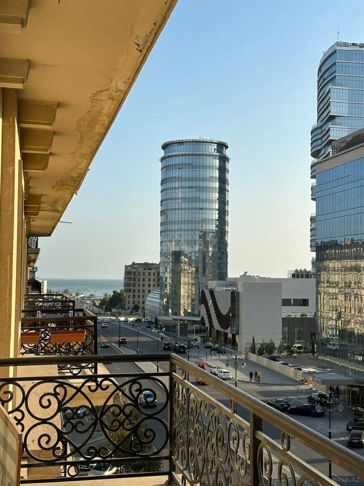 Kirayə verilir 3 otaqlı mənzil 130 m²