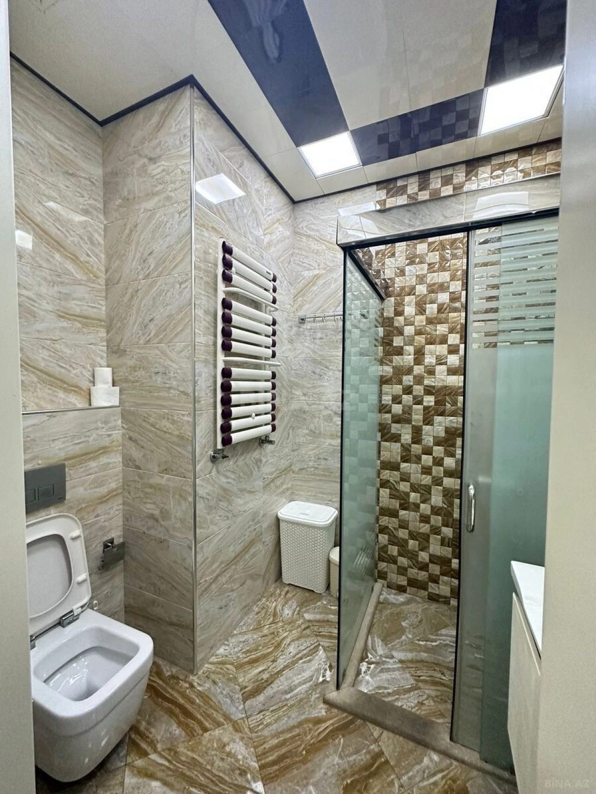 Kirayə verilir 3 otaqlı mənzil 130 m²