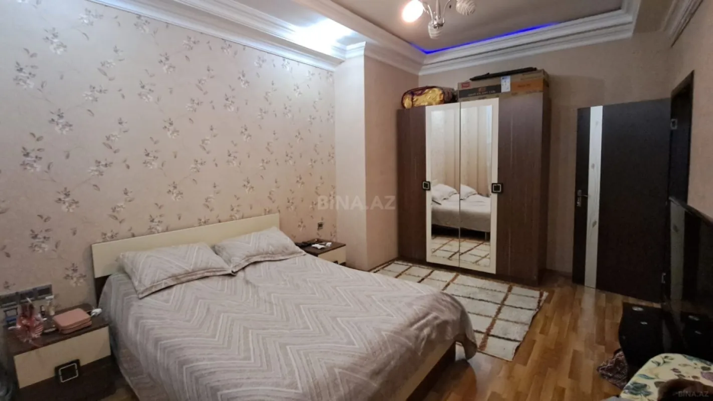 Satılır 3 otaqlı mənzil 84 m²