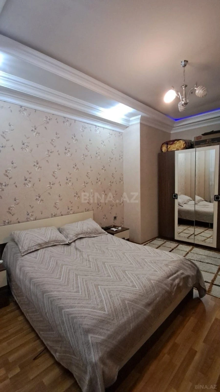 Satılır 3 otaqlı mənzil 84 m²