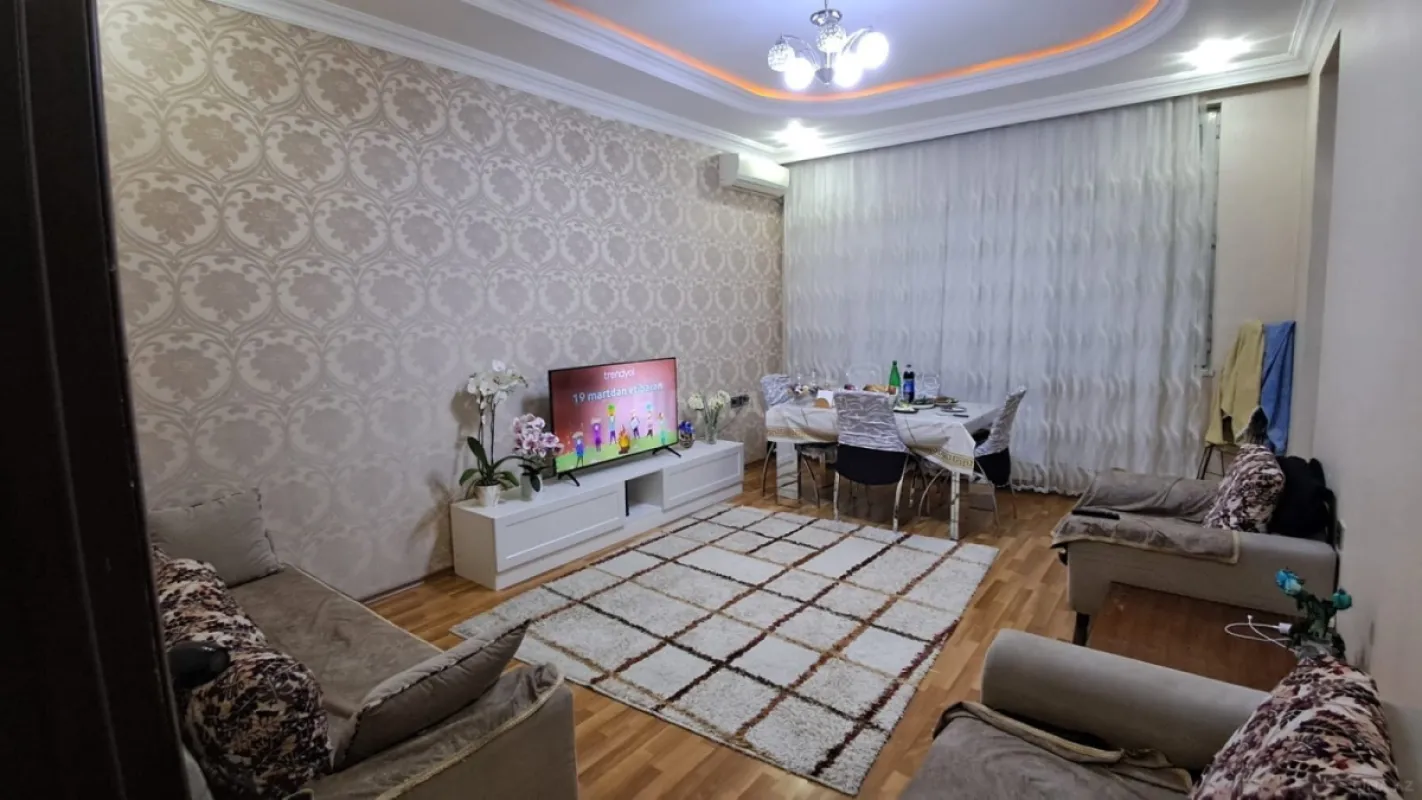 Satılır 3 otaqlı mənzil 84 m²