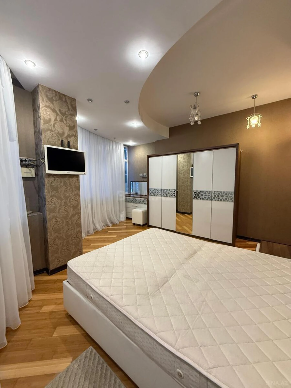 Kirayə verilir 3 otaqlı mənzil 115 m²