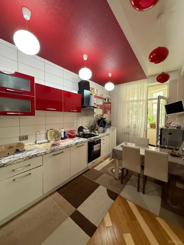 Kirayə verilir 3 otaqlı mənzil 115 m²