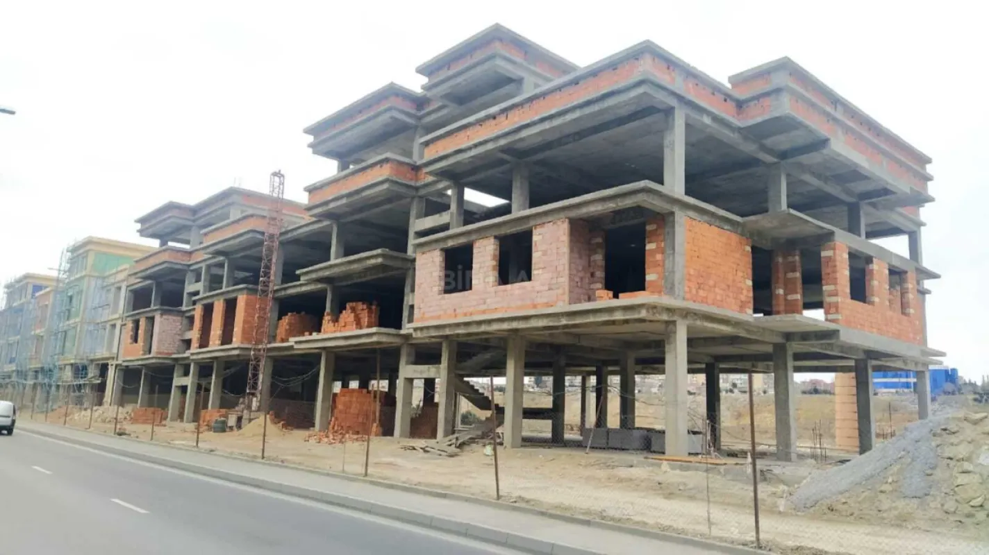 Satılır 1 otaqlı mənzil 43.3 m²
