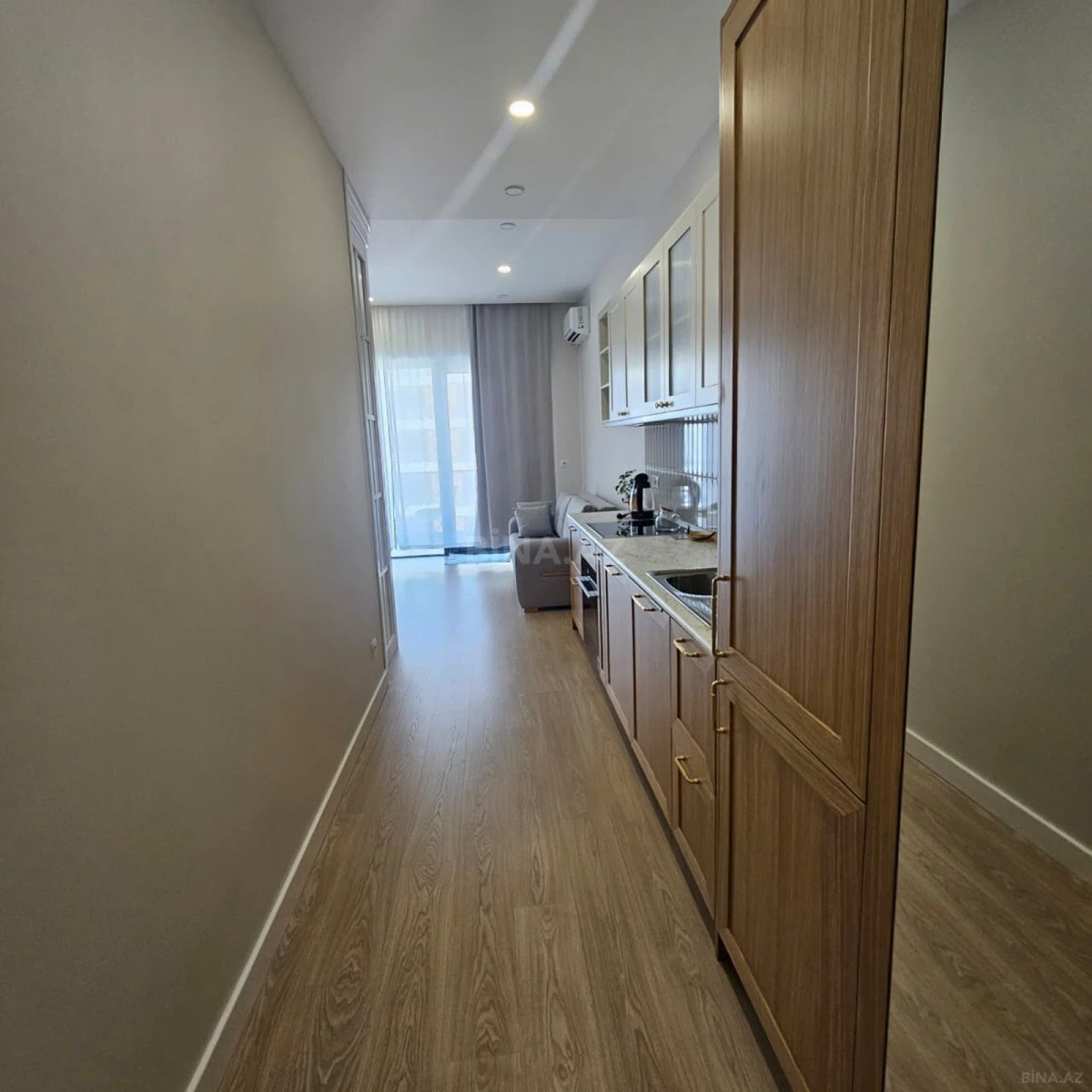 Kirayə verilir 2 otaqlı mənzil 60 m²