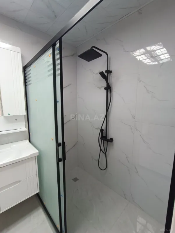 Satılır 2 otaqlı mənzil 67 m²
