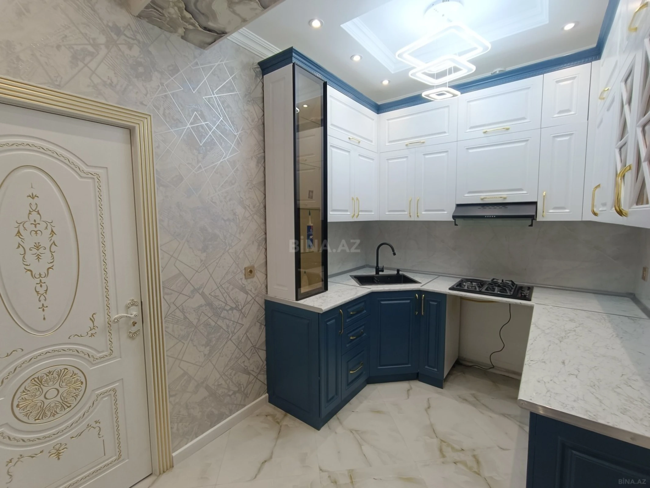 Satılır 2 otaqlı mənzil 67 m²