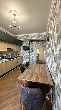 Satılır 2 otaqlı mənzil 103 m²