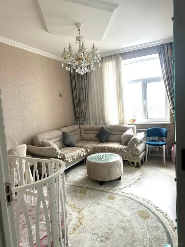 Satılır 2 otaqlı mənzil 60 m²
