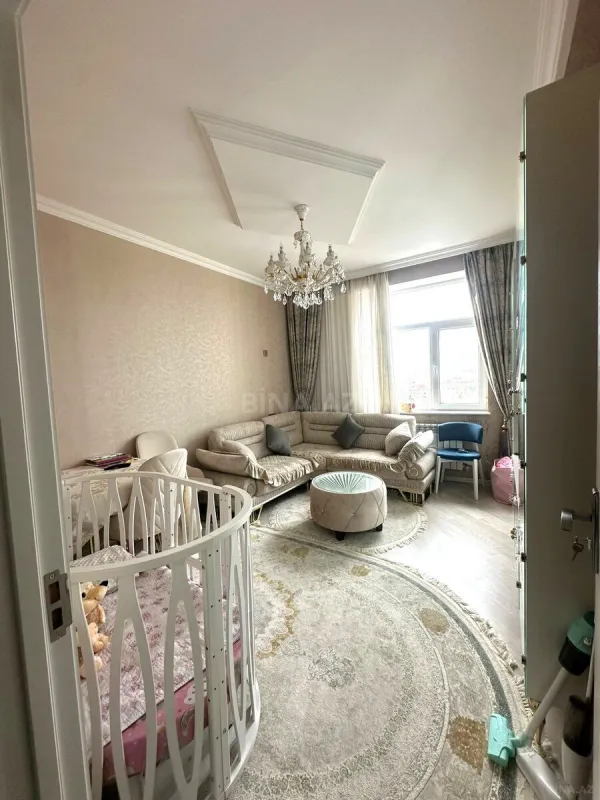 Satılır 2 otaqlı mənzil 60 m²