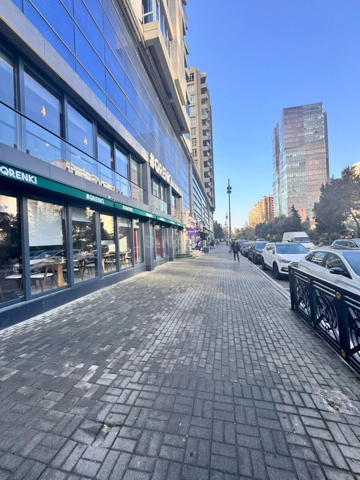 Satılır obyekt 270 m²